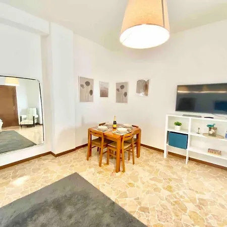 Appartement Isola-duomoa Due Passi Dal Centro *